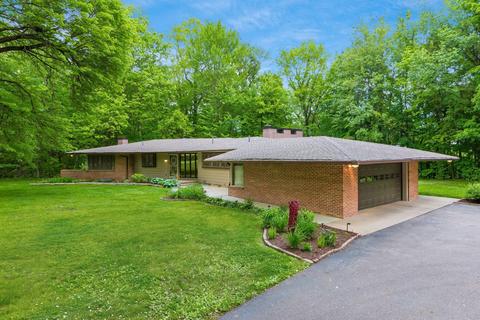5901 Cooper Rd, Westerville, OH 43081