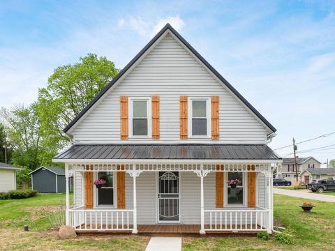 185 4th St, Kirkersville, OH 43033