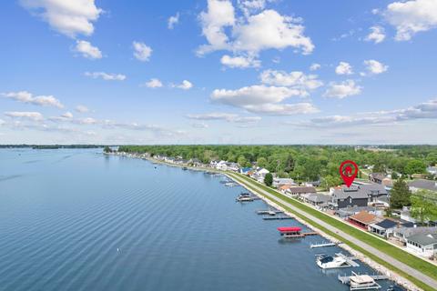 4679 W North Bank Rd, Buckeye Lake, OH 43008