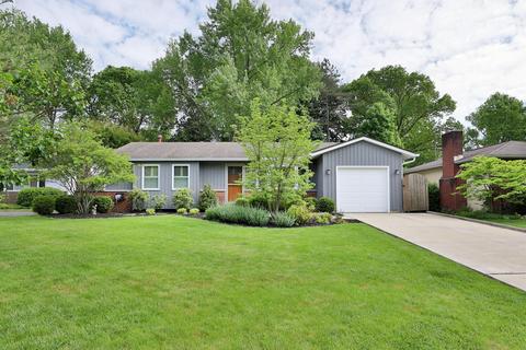 203 E Stanton Ave, Columbus, OH 43214