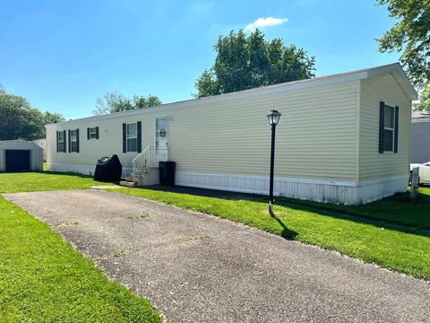 2445 Columbus Lancaster Rd NW #485, Lancaster, OH 43130