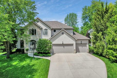6698 Meadow Glen Dr S, Westerville, OH 43082