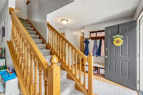 155 Persimmon Ct, Delaware, OH 43015 photo 11