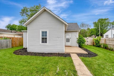 136 Jackson St, Lockbourne, OH 43137