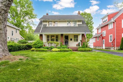 448 E Dunedin Rd, Columbus, OH 43214