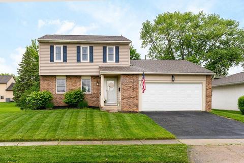 3044 Woodgrove Dr, Grove City, OH 43123