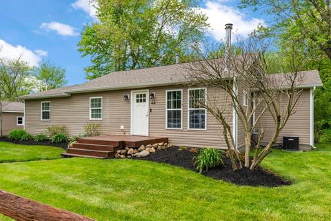 44 Madison St, Pataskala, OH 43062