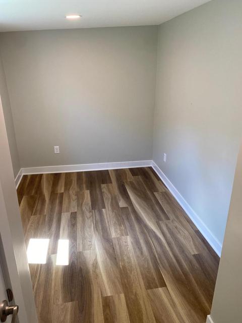 985 Charles St, Logan, OH 43138 photo 13