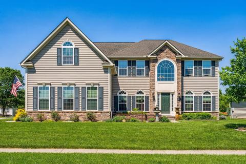 8459 Streamwood Ave, Canal Winchester, OH 43110