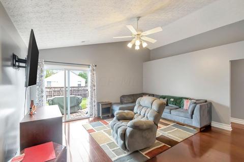 6082 Chidley St, Galloway, OH 43119 photo 4