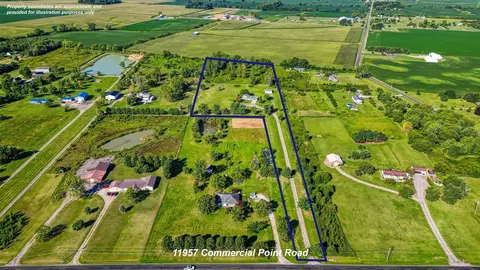 11957 Commercial Point Rd, Ashville, OH 43103