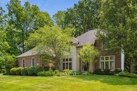 2630 Aikin Cir, Lewis Center, OH 43035