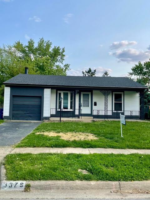 3379 Vickers Dr, Westerville, OH 43081