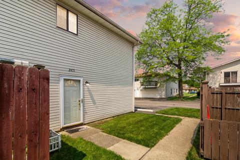 2471 Natchez Dr, Columbus, OH 43209