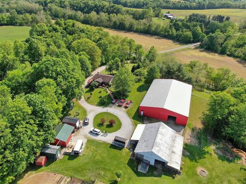 26160 Moccasin Rd, Laurelville, OH 43135
