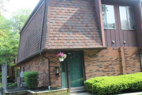 409 Shell Ct E, Columbus, OH 43213