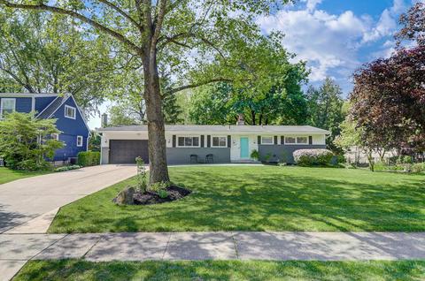 2339 Eastcleft Dr, Upper Arlington, OH 43221