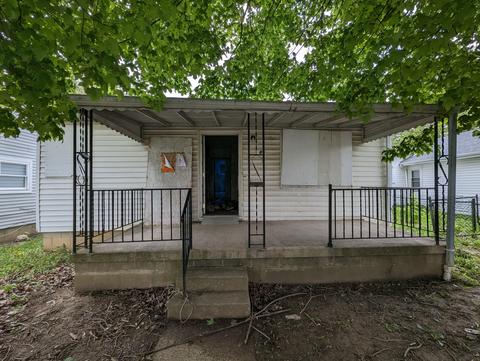 2484 Azelda St, Columbus, OH 43211
