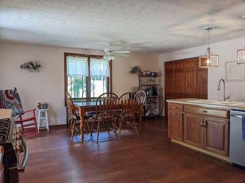 1324 Waltin Ln, Springfield, OH 45503 photo 4