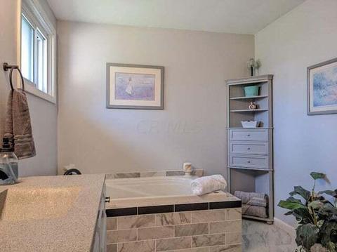 1324 Waltin Ln, Springfield, OH 45503 photo 14