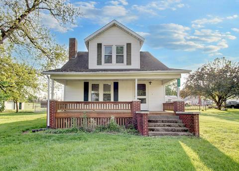 619 Front St, Philo, OH 43771