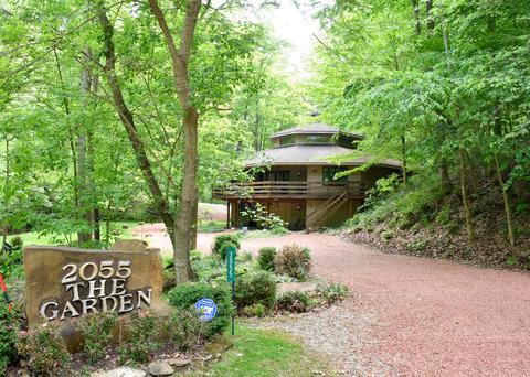 2055 Cheyenne Ct, Sugar Grove, OH 43155