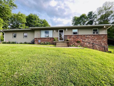 2880 Watson Way, Zanesville, OH 43701
