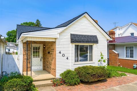 404 E Mound St, Circleville, OH 43113 photo 2