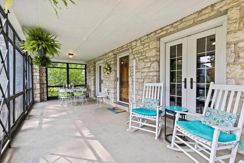 2811 Kensington Pl E, Columbus, OH 43202