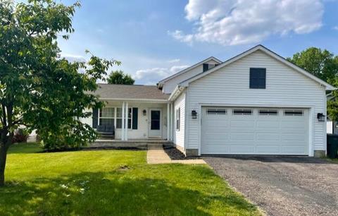 2339 Royal Creek Ct, Grove City, OH 43123