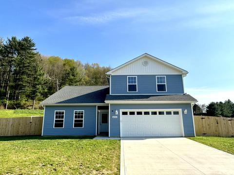 32353 Redbud Ln, Logan, OH 43138