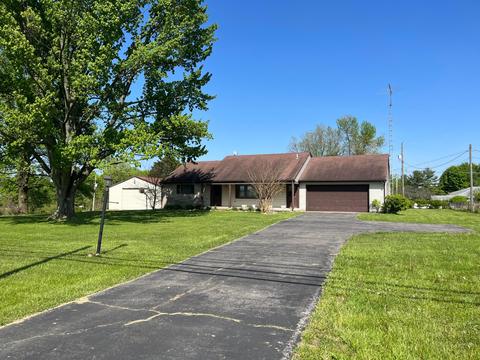 7743 Hazelton Etna Rd SW, Pataskala, OH 43062