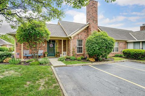 2671 Pine Marsh Dr, Grove City, OH 43123