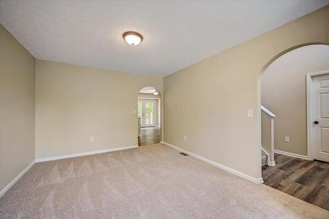 303 Haystack Ave, Pataskala, OH 43062 photo 7
