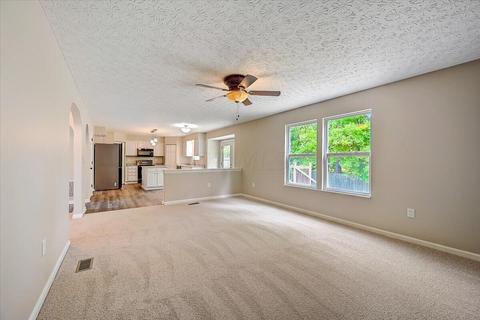 303 Haystack Ave, Pataskala, OH 43062 photo 3