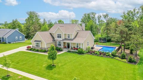 861 Royal Oak Dr, Marysville, OH 43040
