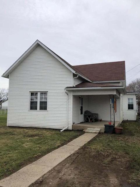 103 Cedar St, Williamsport, OH 43164