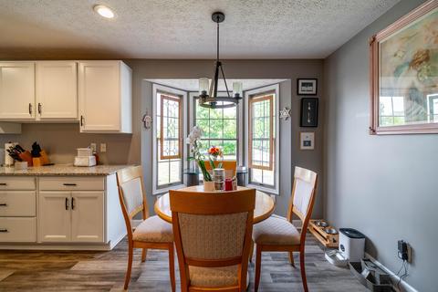 1347 Kellerman Ct, Columbus, OH 43228 photo 14