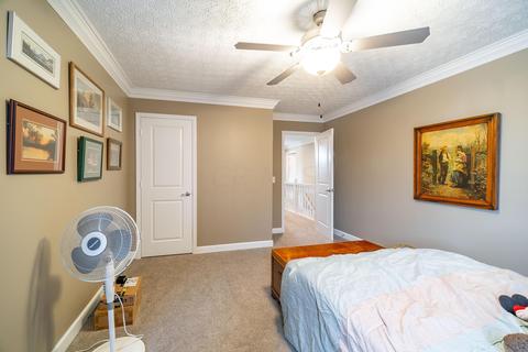 1347 Kellerman Ct, Columbus, OH 43228 photo 27