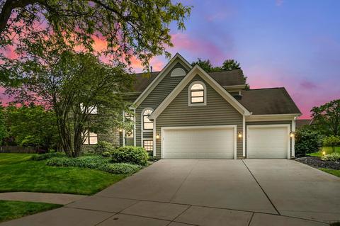 800 Graylock Ct, Galloway, OH 43119