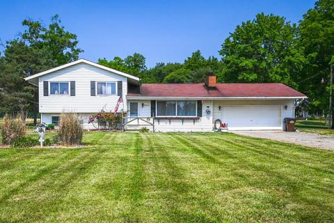 25299 Storms Rd, West Mansfield, OH 43358