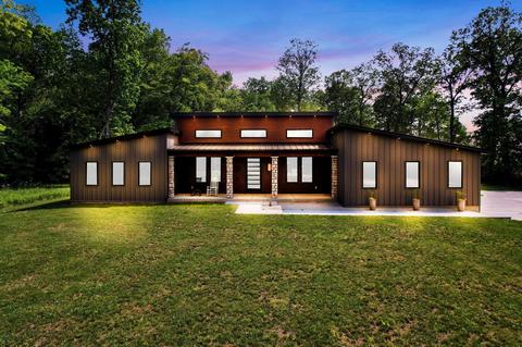 2118 Burnt Pond Rd, Ostrander, OH 43061