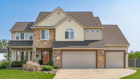 23 Fieldcrest Dr, Centerburg, OH 43011