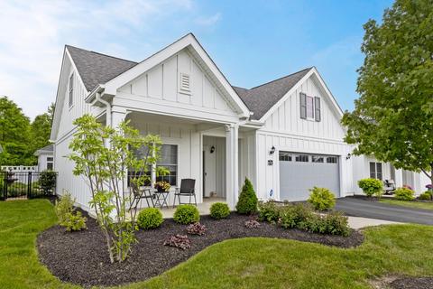 6797 Summersweet Dr, New Albany, OH 43054