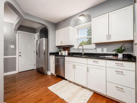 904 Berkeley Rd, Columbus, OH 43206 photo 14