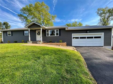 2055 Shady Ln, Zanesville, OH 43701