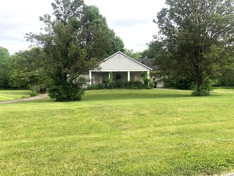 656 Curve Rd, Delaware, OH 43015