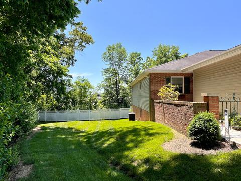 15 John St, Chillicothe, OH 45601