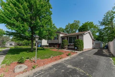 4910 Fox Ridge Ct, Columbus, OH 43228
