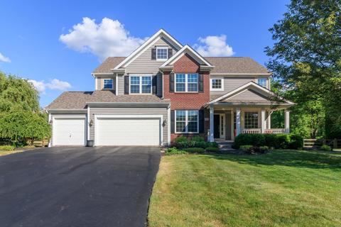 5221 Polar Dr, Lewis Center, OH 43035
